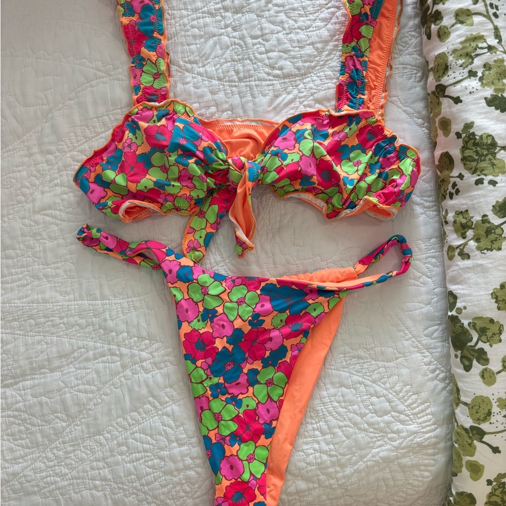 Frankie’s Bikini. Size large in top and bottoms. Like new